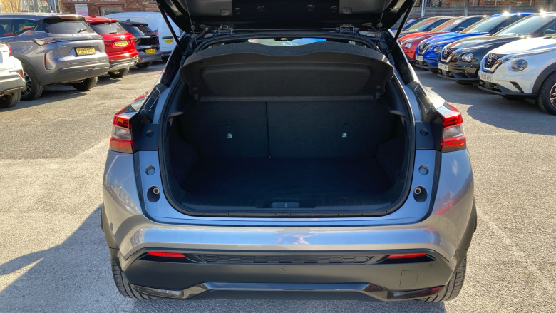 Nissan Juke 1.0 DiG-T 114 Tekna+ 5dr DCT Petrol Hatchback